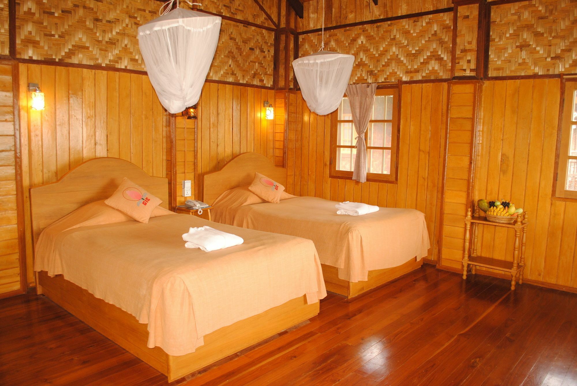 Golden Island Cottages Thale U Hotel Ивама Экстерьер фото