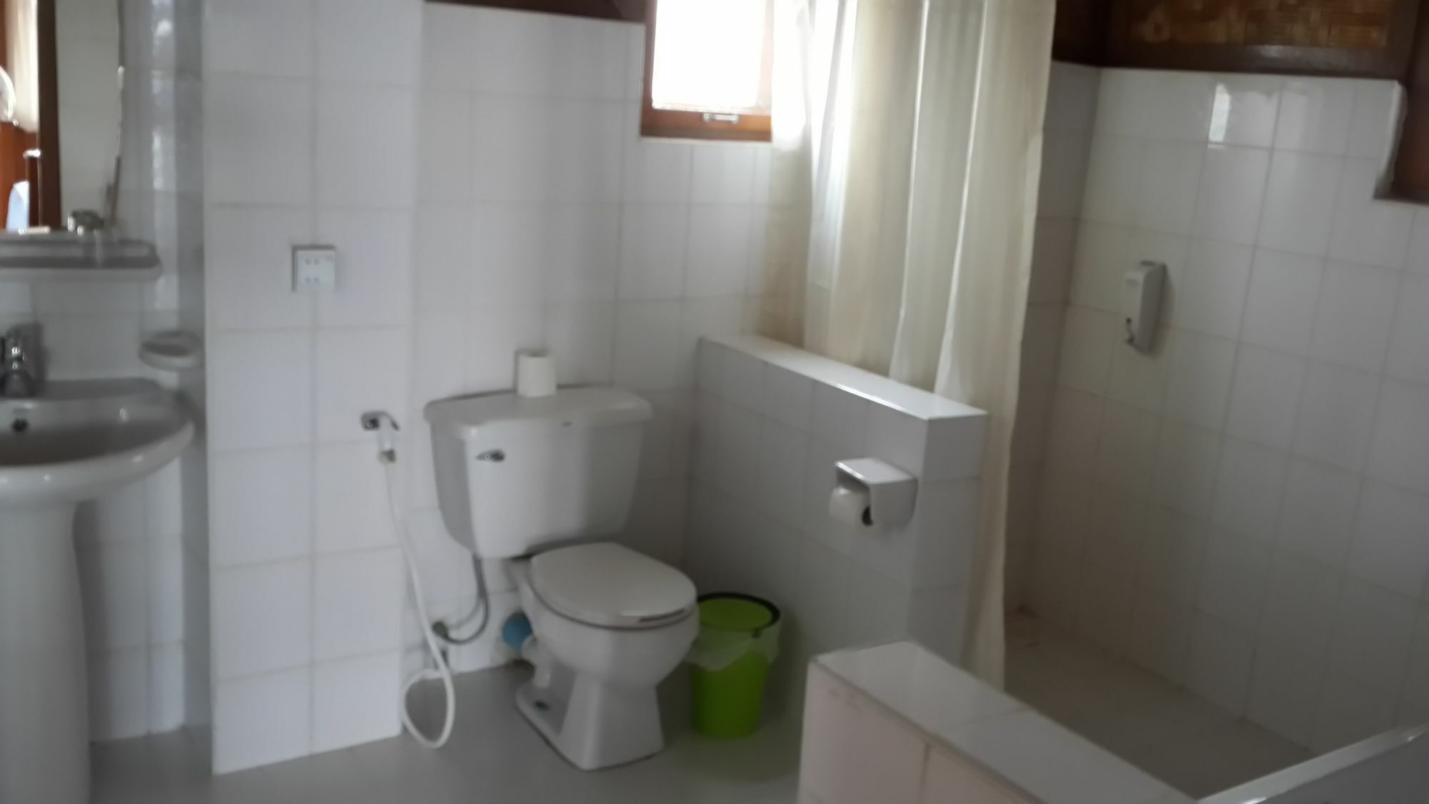 Golden Island Cottages Thale U Hotel Ивама Экстерьер фото