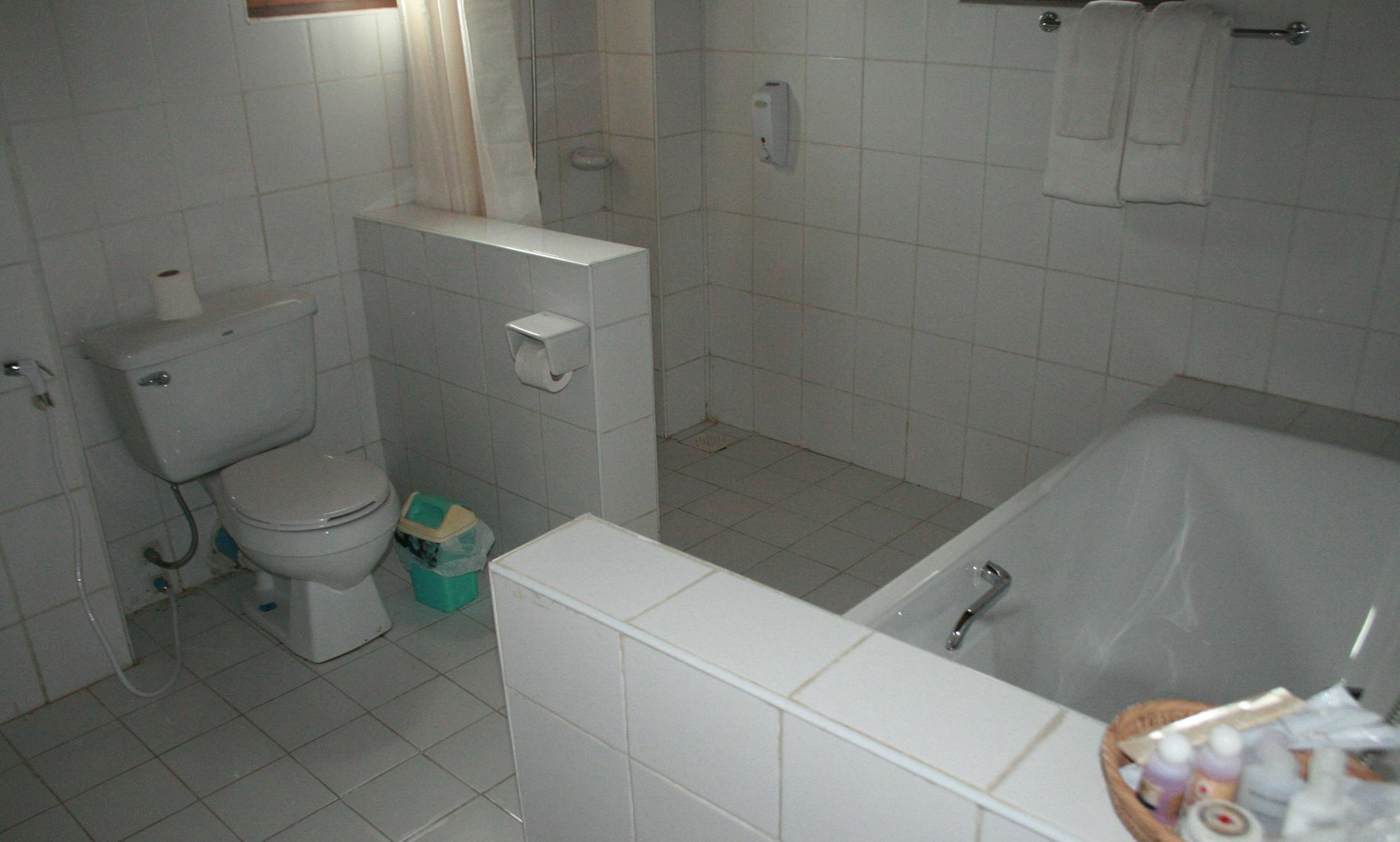 Golden Island Cottages Thale U Hotel Ивама Экстерьер фото